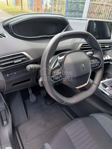 Peugeot 3008 kuplj nov u Srb NOVO