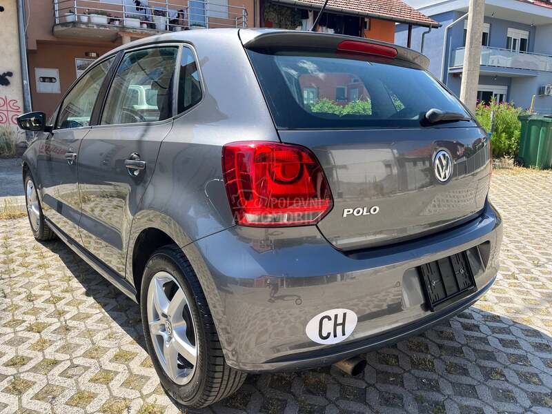 Volkswagen Polo 1.4 OČUVAN CH  2011