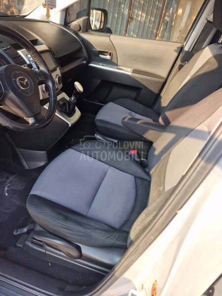 Mazda 5 