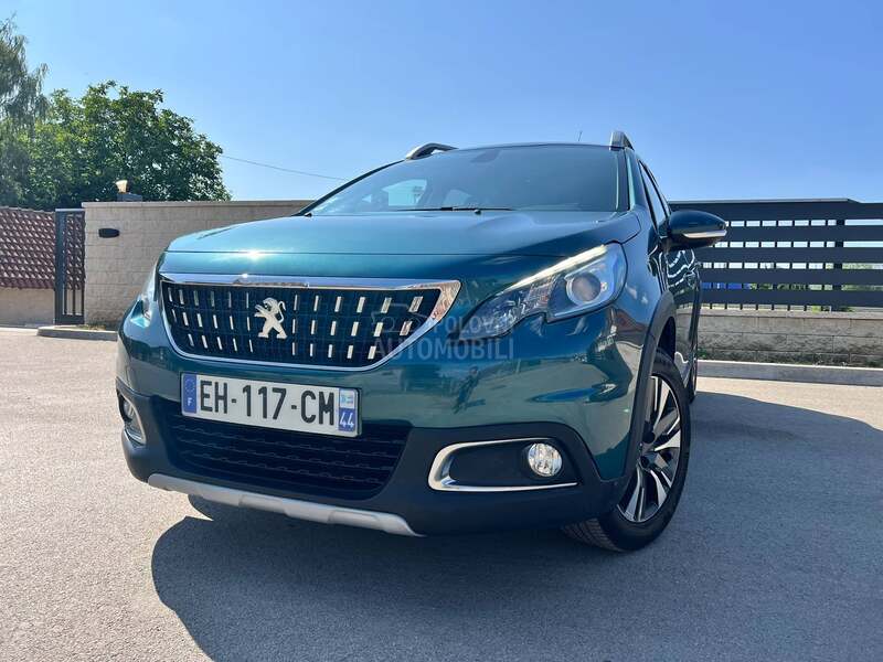 Peugeot 2008 ALURE kam/nav