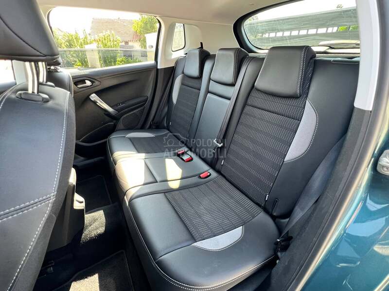 Peugeot 2008 ALURE kam/nav