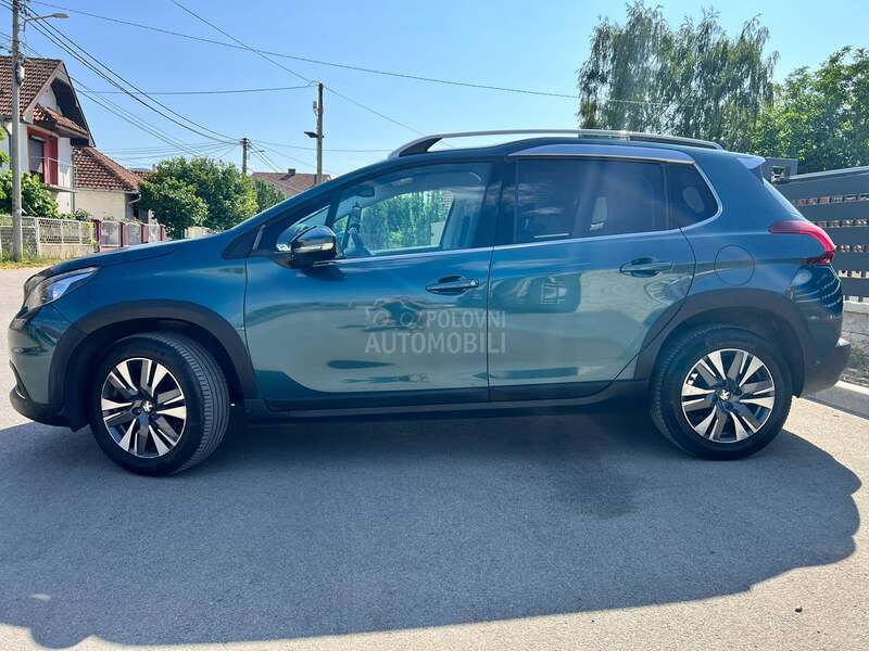 Peugeot 2008 ALURE kam/nav