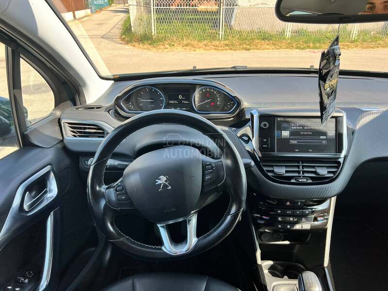 Peugeot 2008 ALURE kam/nav
