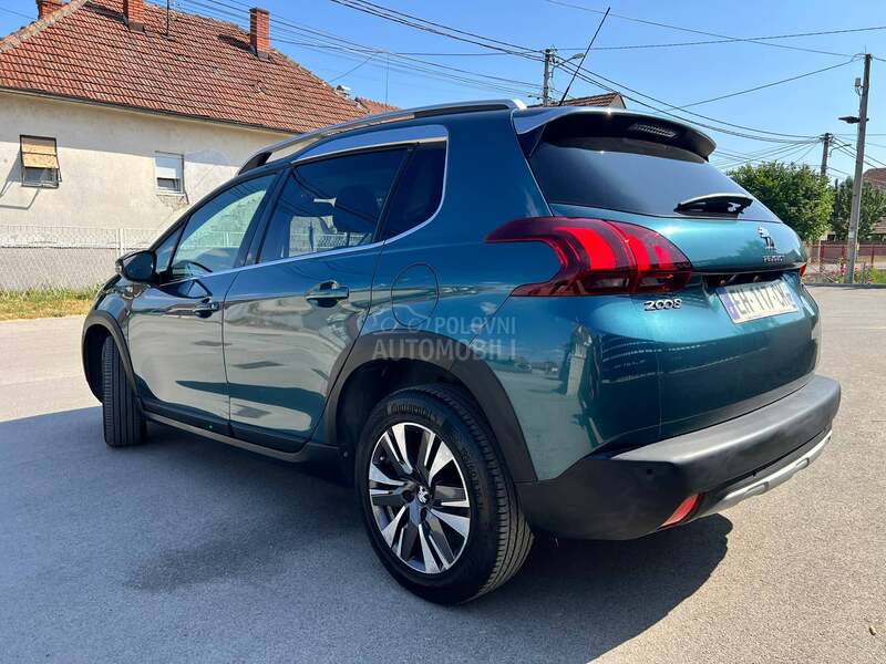 Peugeot 2008 ALURE kam/nav