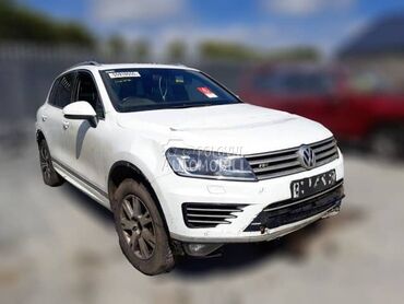 Volkswagen Touareg CVVA 2015. god. -  kompletan auto u delovima