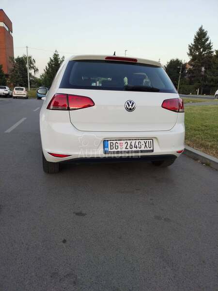Volkswagen Golf 7 1.2 TSI Bluemotion
