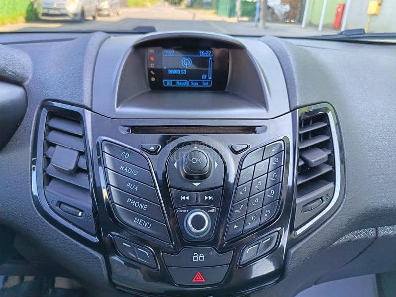 Ford Fiesta 1.0B   TITANIUM