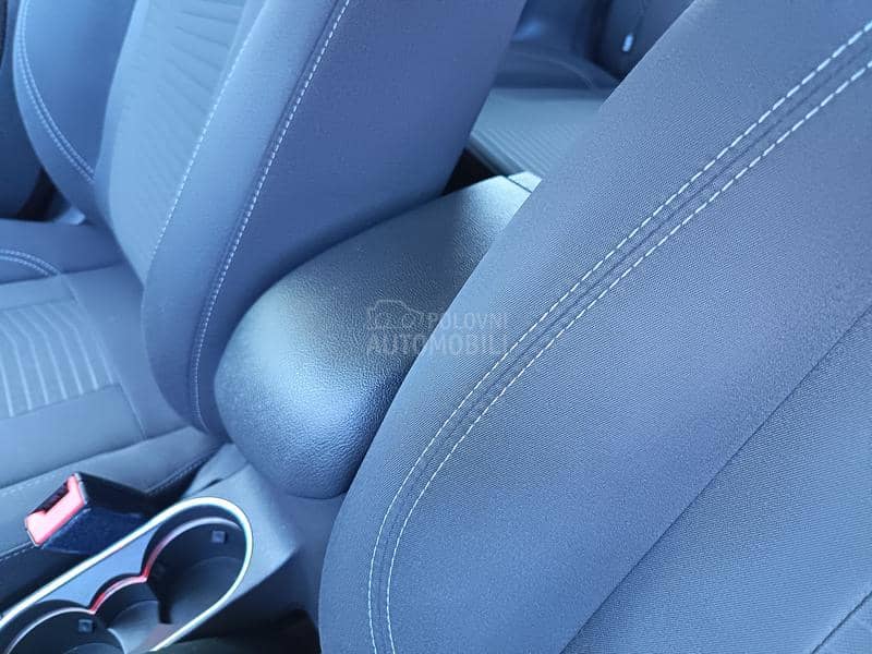 Ford Fiesta 1.0B   TITANIUM