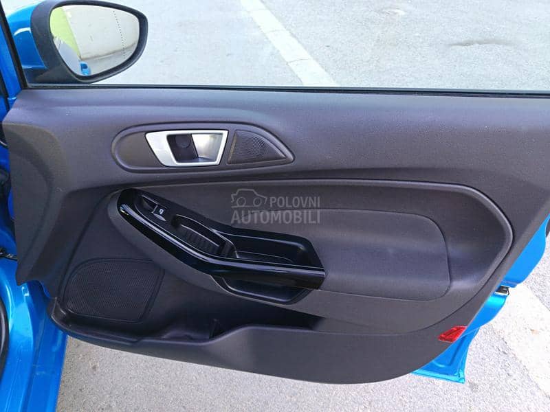 Ford Fiesta 1.0B   TITANIUM