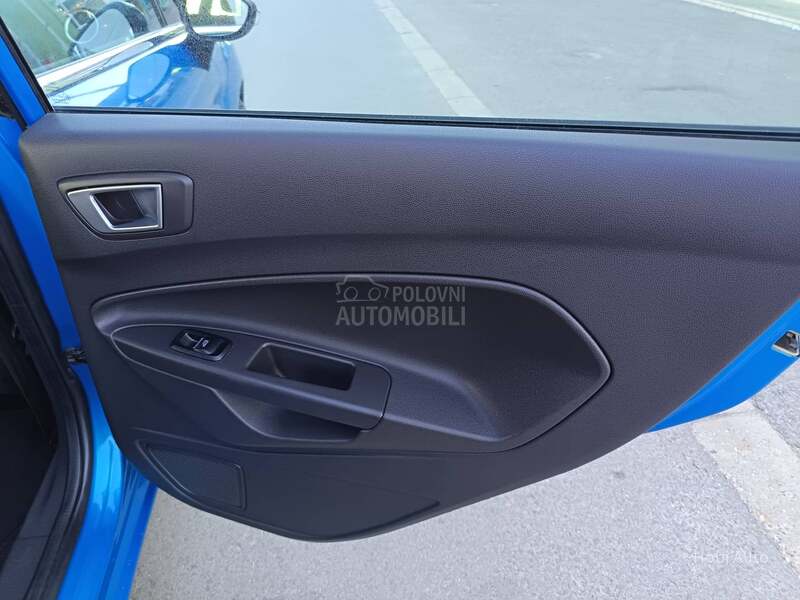 Ford Fiesta 1.0B   TITANIUM