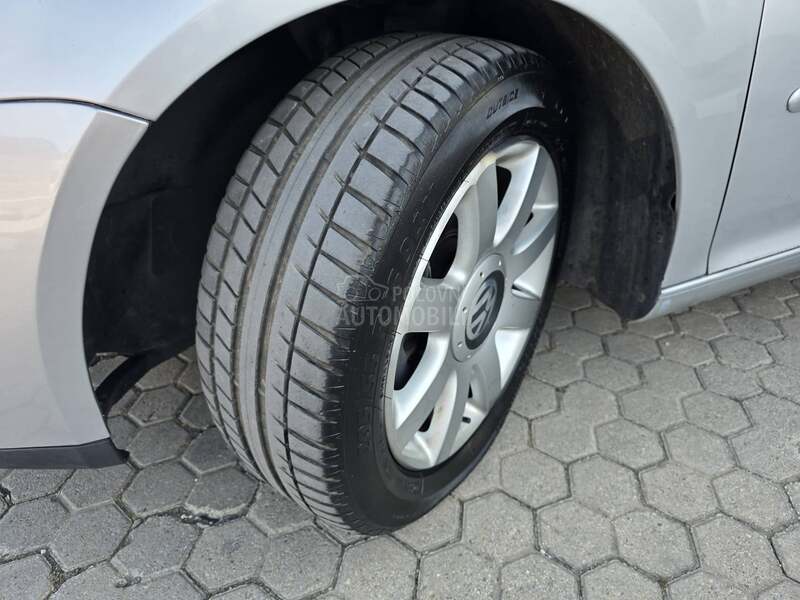Volkswagen Golf 5 2.0 TDI BKD 4X4