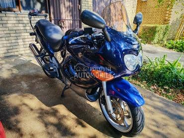 Suzuki gsxf 750 katana