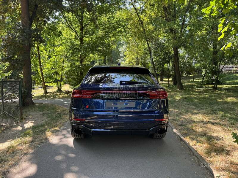Audi Q8 RS/Black/55TFSIe