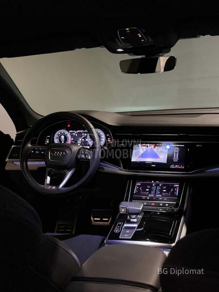 Audi Q8 RS/Black/55TFSIe