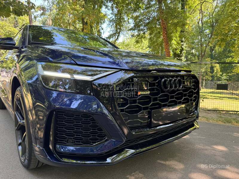 Audi Q8 RS/Black/55TFSIe