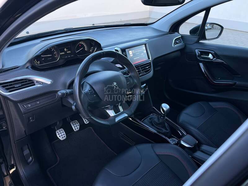 Peugeot 2008 1.2 GT LINE CH