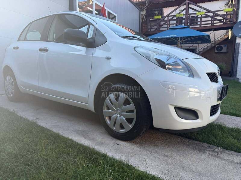 Toyota Yaris K L I M A
