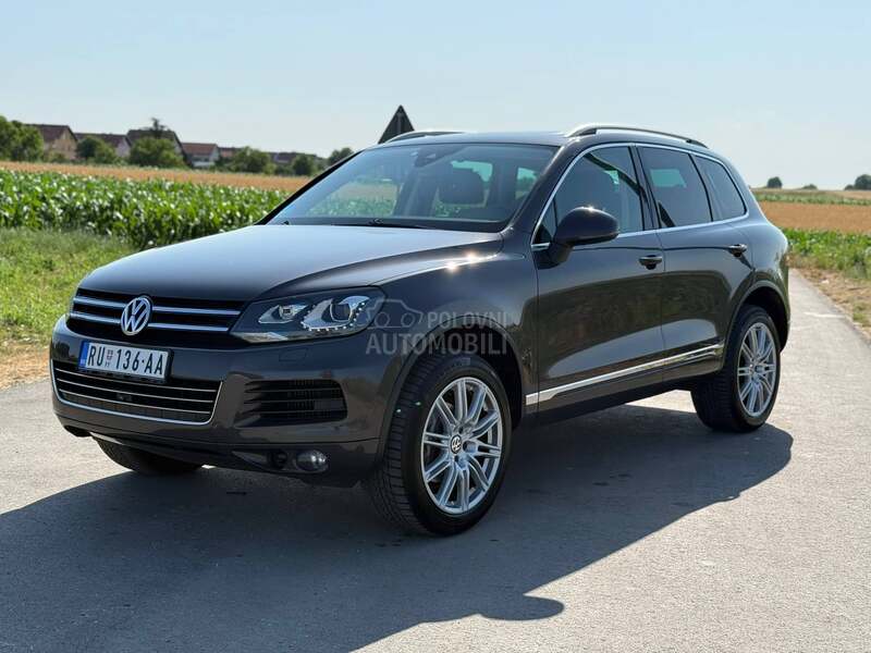 Volkswagen Touareg 3.0 V6 Upravo reg