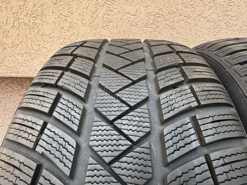 Vredestein 255/40 R19 Zimska