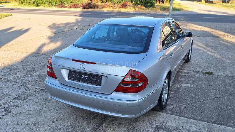 Mercedes Benz E 220 AVANTGARDE