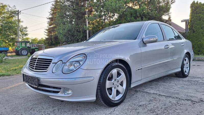 Mercedes Benz E 220 AVANTGARDE