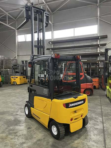 Jungheinrich EFG 320