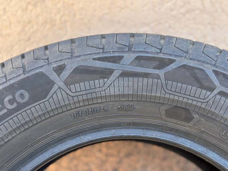 Continental 215/65 R15 Letnja