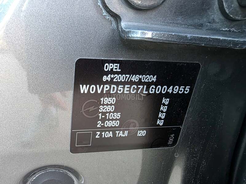 Opel Astra J 1.4 TURBO