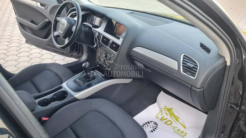 Audi A4 214000k.m