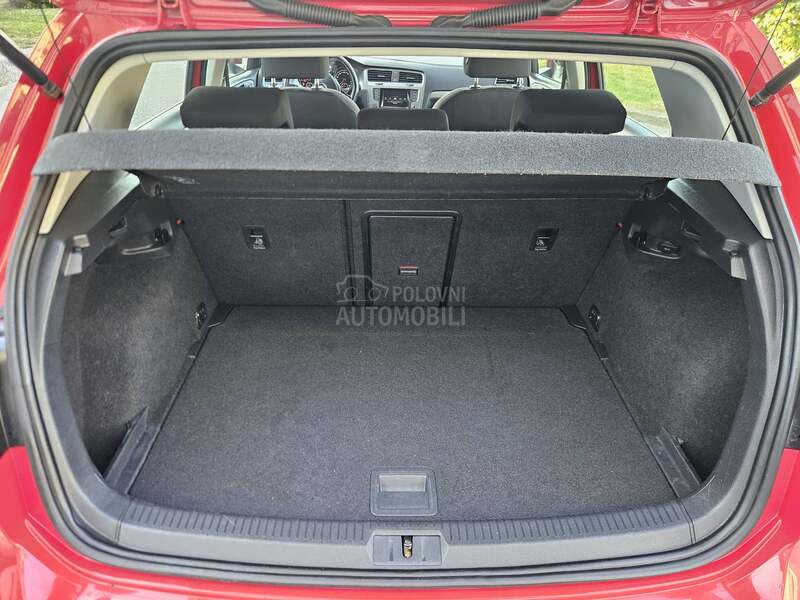 Volkswagen Golf 7 1.6 TDI IDEAL