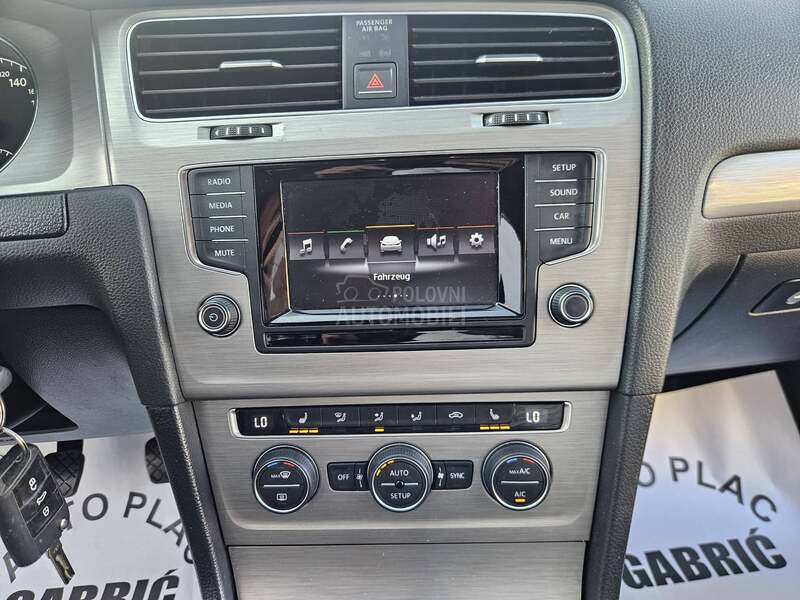 Volkswagen Golf 7 1.6 TDI IDEAL