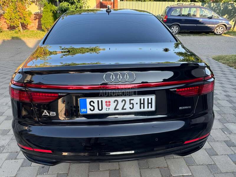 Audi A8 5.0