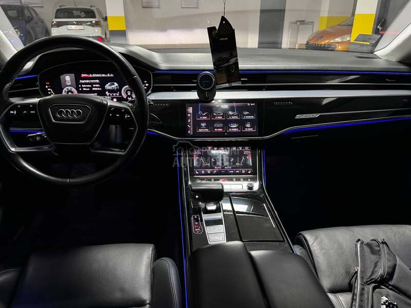 Audi A8 5.0