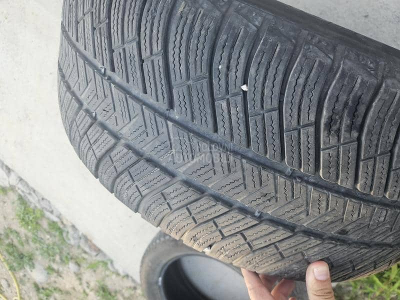 Michelin 255/45 R19 Zimska