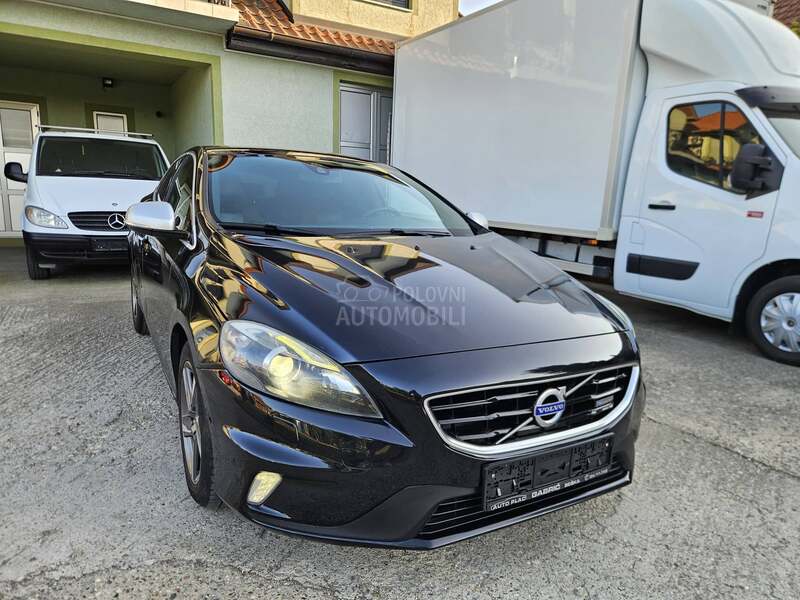 Volvo V40 D4 R DESIGN