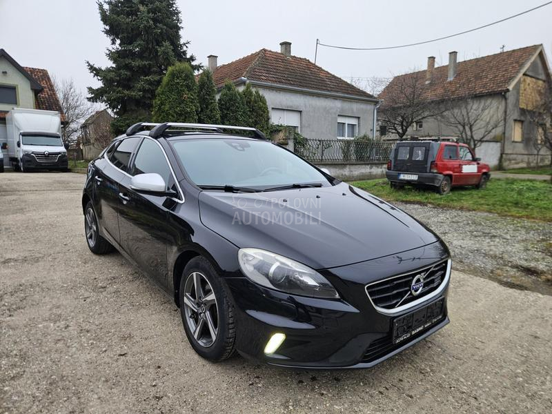 Volvo V40 D4 R DESIGN
