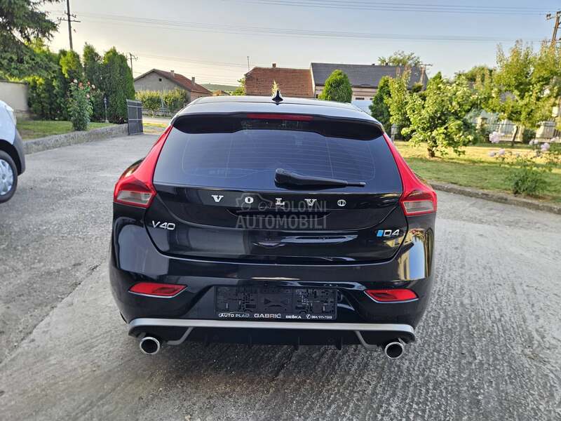 Volvo V40 D4 R DESIGN