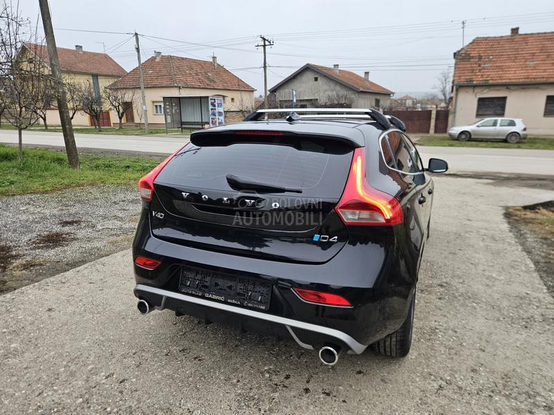 Volvo V40 D4 R DESIGN