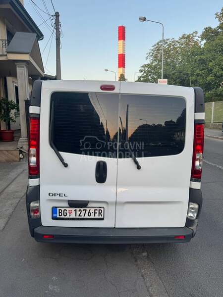 Opel Vivaro 