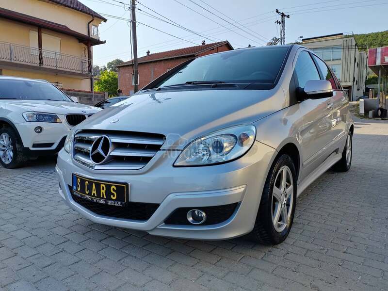 Mercedes Benz B 180 2.0 Restailing