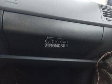 Kaseta - fioka za Volkswagen Polo od 2002. do 2009. god.