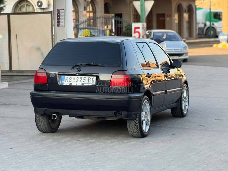 Volkswagen Golf 3 