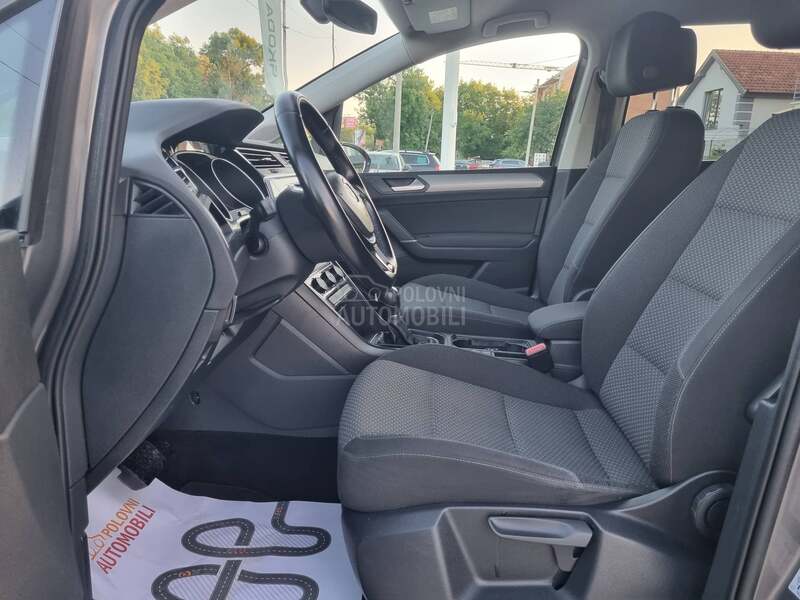Volkswagen Touran 1.6 TDI DSG