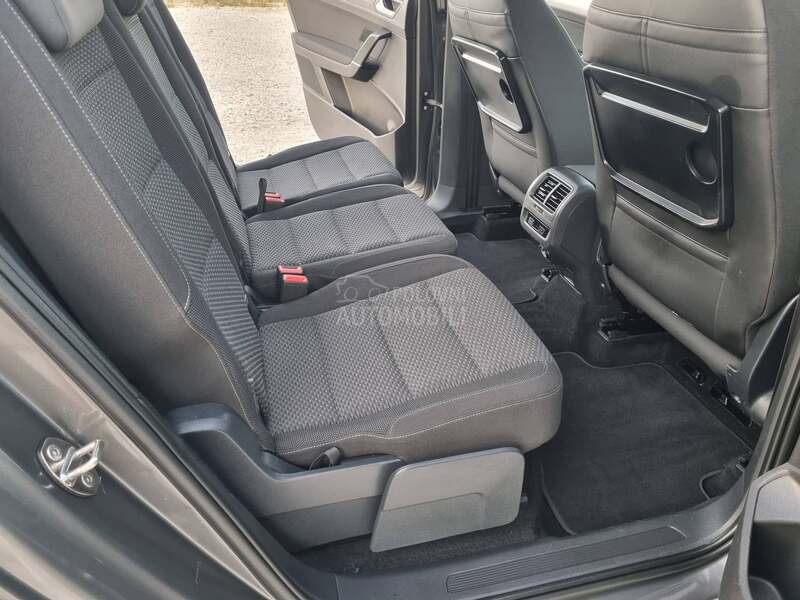 Volkswagen Touran 1.6 TDI DSG