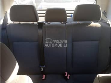 Zadnja klupa za Volkswagen Polo od 2009. do 2014. god.