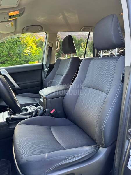 Toyota Land Cruiser EXECUTIVE N1 TERETNO