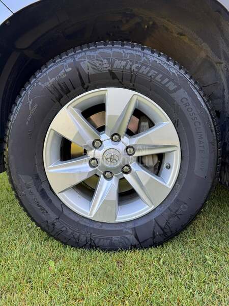 Toyota Land Cruiser EXECUTIVE N1 TERETNO