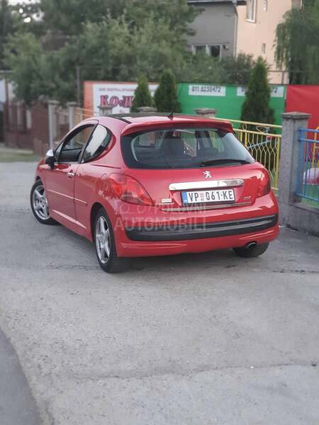 Peugeot 207 1.6 gti rc