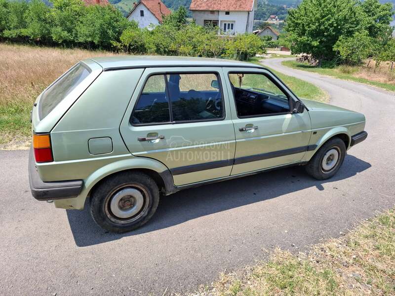 Volkswagen Golf 2 1.8 CL