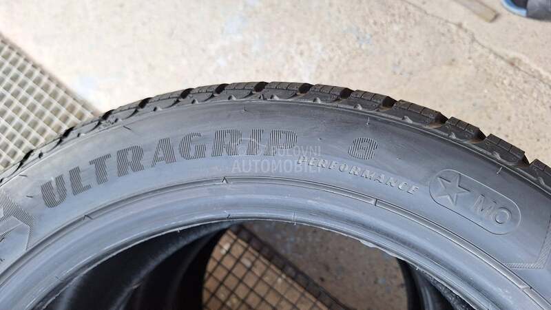 Goodyear 245/45 R18 Zimska